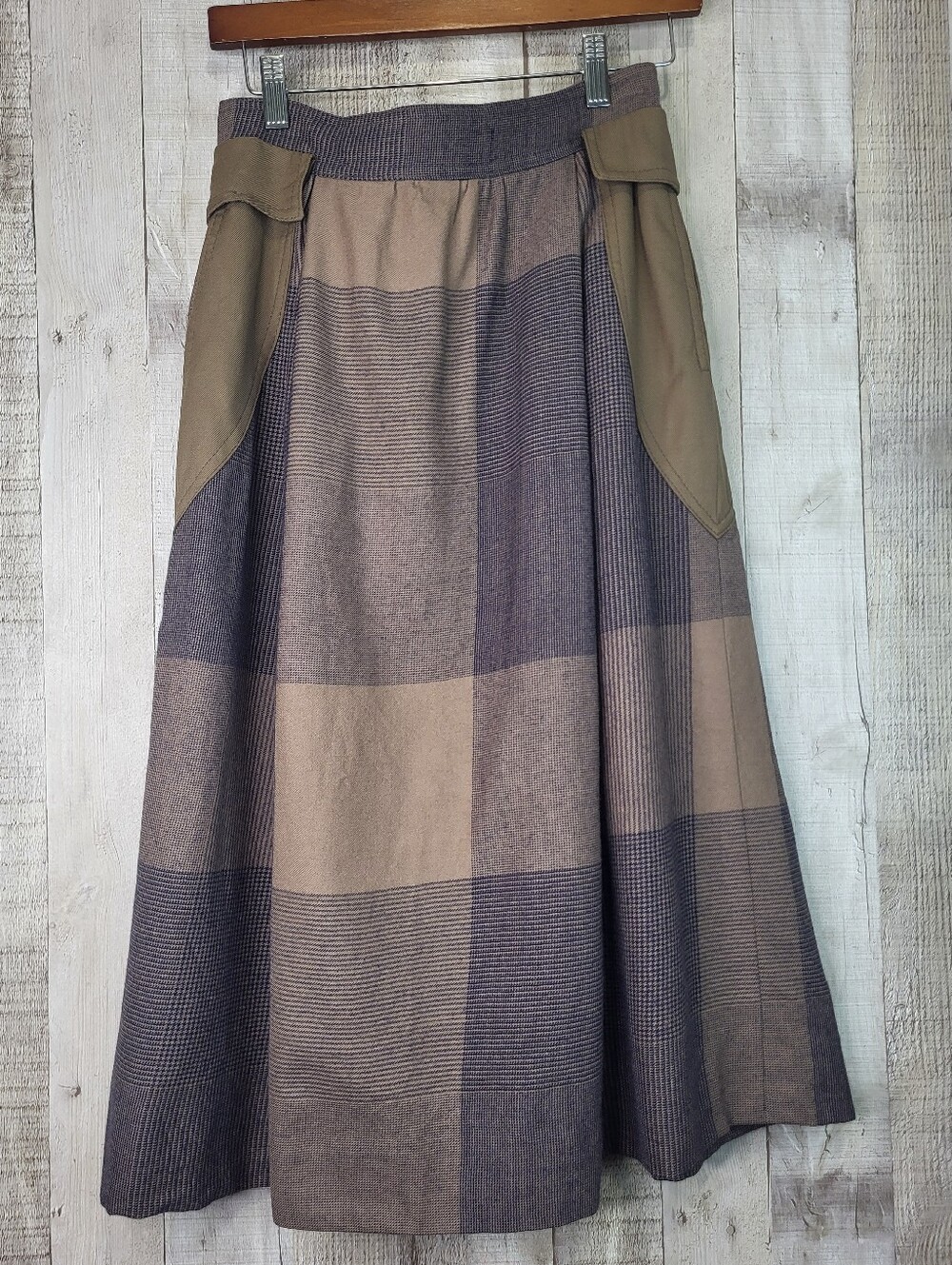 Vintage Wool Brown Plaid A-Line Skirt With Pockets. Made In Spain.